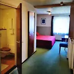 Heynen Отель